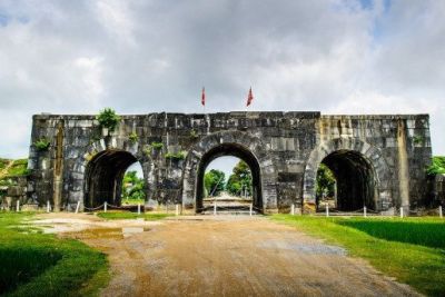 Miễn vé tham quan thành nhà Hồ trong hai ngày 15 – 16/12