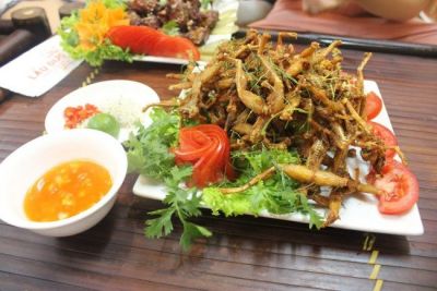 Độc đáo với món Phi tiễn đặc sản “độc” của mãnh đất Cố đô