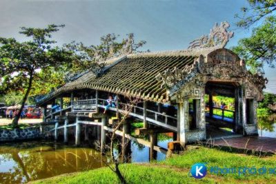 Cầu ngói Thanh Toàn lặng lẽ trong chiều xứ Huế