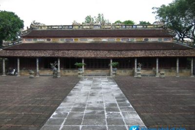 Lăng vua Đồng Khánh (Tư Lăng) – Di sản tại Huế