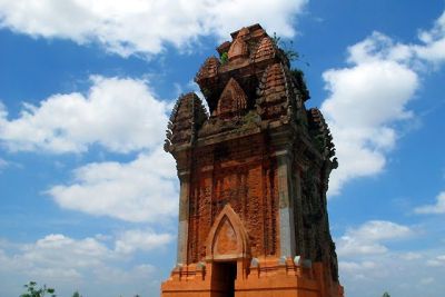 [Bình Định] tháp Cánh Tiên ngôi tháp “cô đơn” nhất Việt Nam