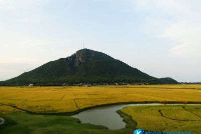 [Phú Yên] khám phá “ngọn núi trời đánh” Chóp Chài