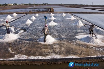 [Bạc Liêu] vẻ đẹp tinh khôi của cánh đồng muối Bạc Liêu