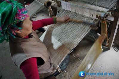 Đến với làng dệt thổ cẩm Lùng Tám Hà Giang