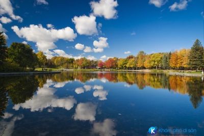 Đến Canada, ngẩn ngơ trước khung cảnh mùa thu đẹp như tranh vẽ
