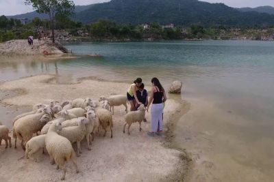 Hồ Đá Xanh – điểm sống ảo tung chảo không thể bỏ lỡ