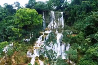 Thác Dải Yếm: Lãng mạn câu chuyện tình yêu nơi thác đổ