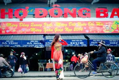 Đến Huế, dừng chân ghé chợ Đông Ba