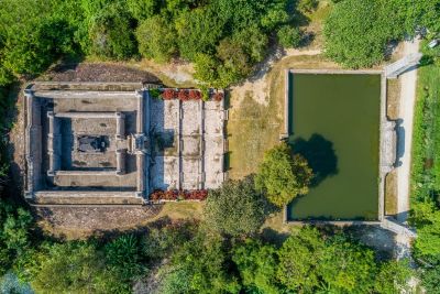 Ghé thăm Lăng Vạn Vạn ở Huế