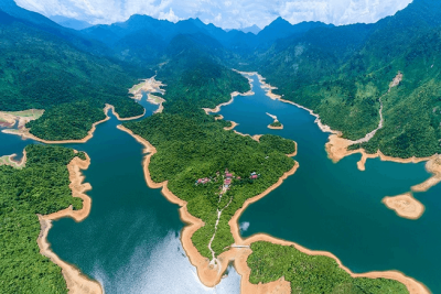 [Huế] Hồ Truồi: Chốn bồng lai tiên cảnh ẩn mình dưới chân núi Bạch Mã