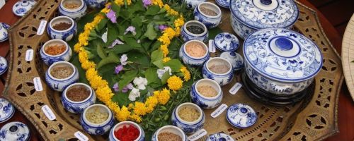Về Kinh đô ẩm thực Huế ăn cơm Muối
