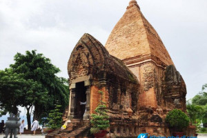 [Khánh Hòa] Tháp Bà Ponagar di sản của người Chăm giữa lòng Nha Trang