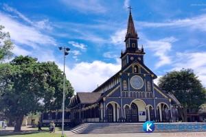 Top 10 nhà thờ đẹp rụng rời ít ai biết của Việt Nam