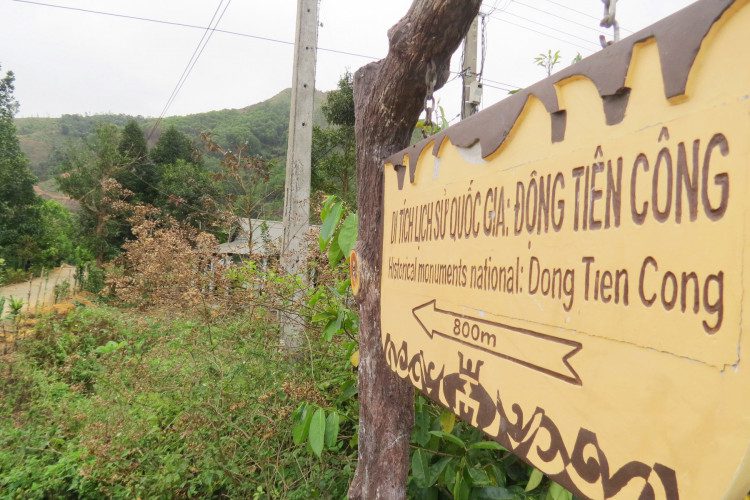 dong tien cong diem den chua nhiau nguoi biet den tai a luoi 13 e1475830823628