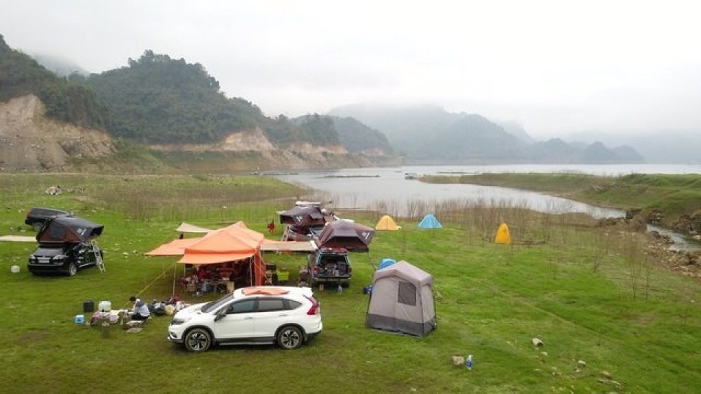 5 địa điểm cắm trại tuyệt đẹp gần Hà Nội cho ngày nghỉ lễ
