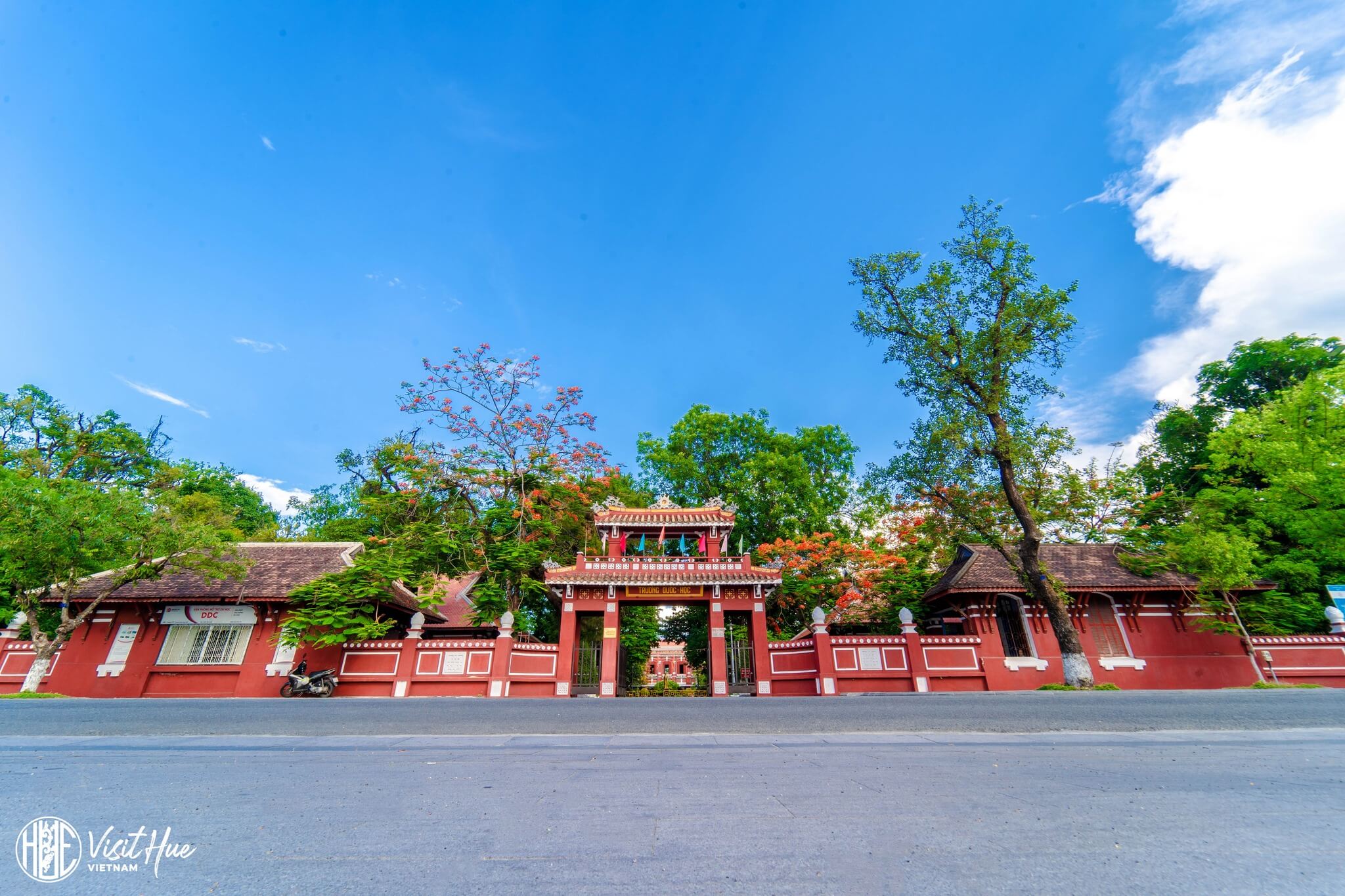 Truong Quoc Hoc 1