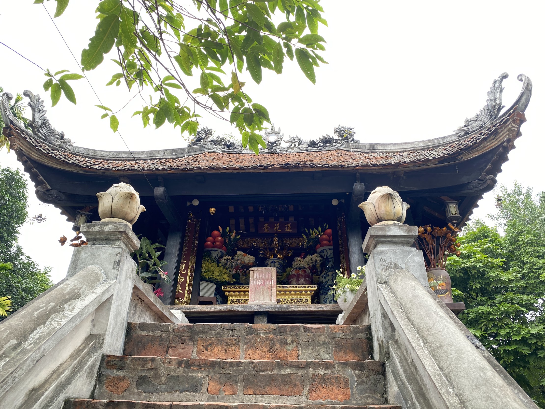 Chua Mot Cot Phu Huynh