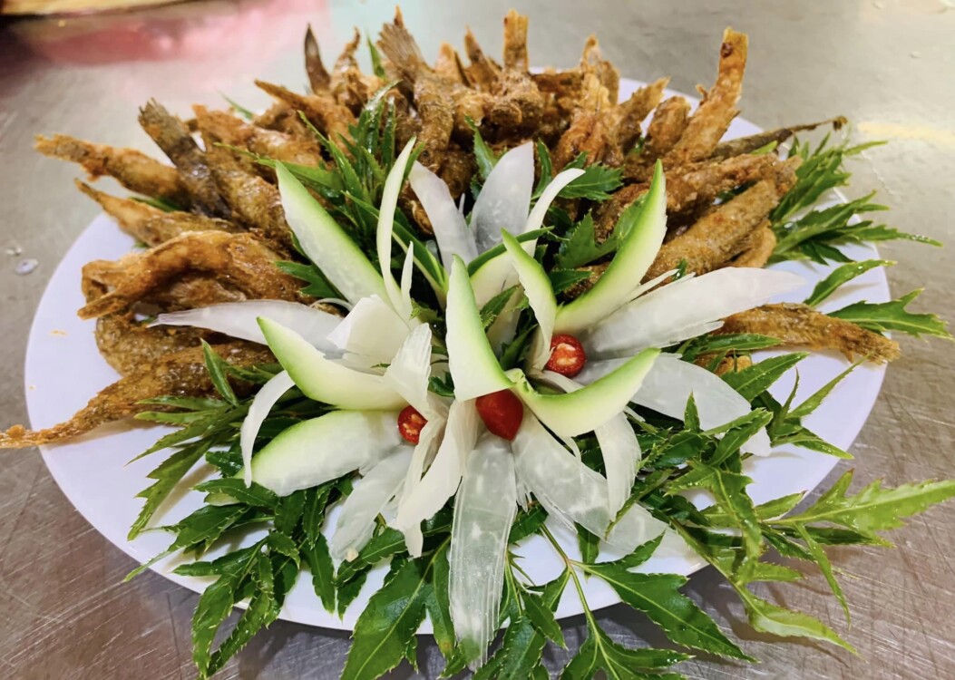 Nhà hàng Dương Lan – Hồ Núi Cốc