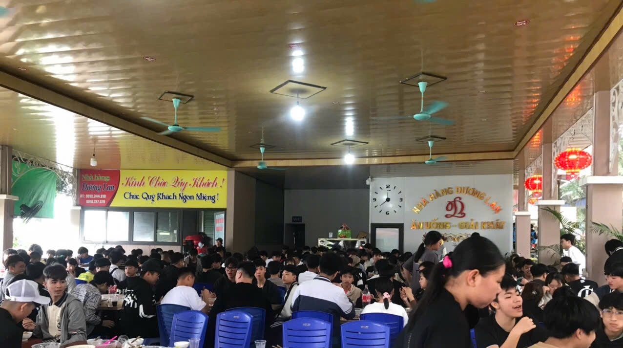 Nhà hàng Dương Lan – Hồ Núi Cốc