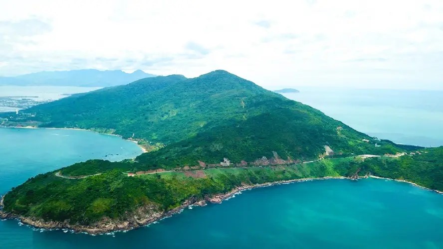 Đà Nẵng 3 ngày 2 đêm nên đi đâu? Gợi ý khách sạn gần biển cho chuyến đi trọn vẹn